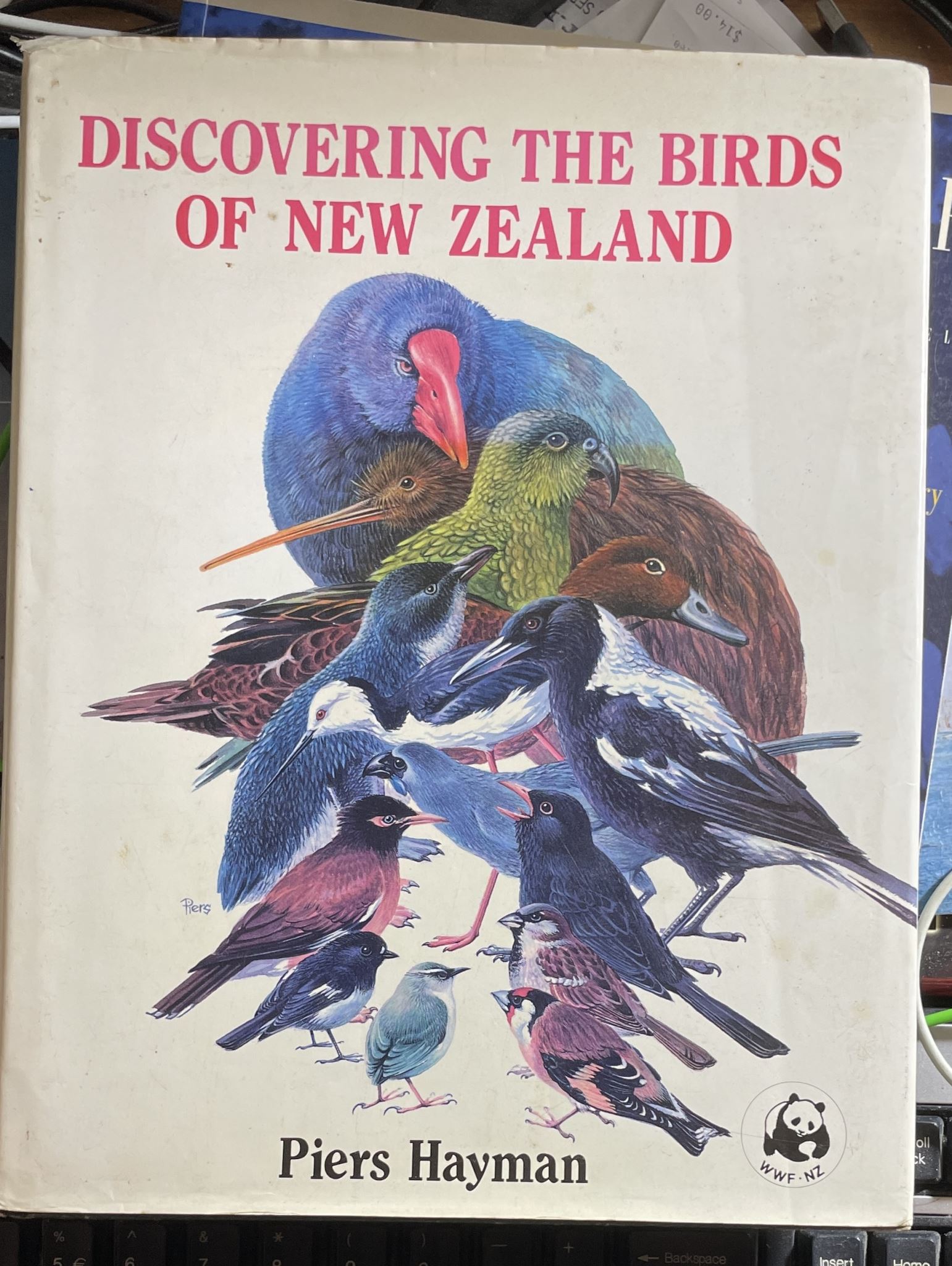 Discovering the Birds of New Zealand Piers Hayman